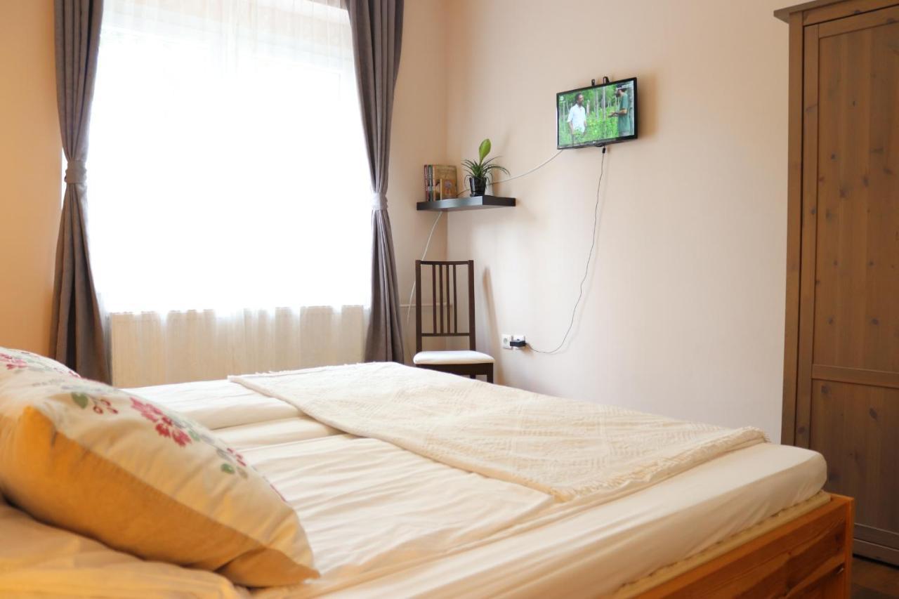 Grape&Wine Guesthouse Eger Zewnętrze zdjęcie