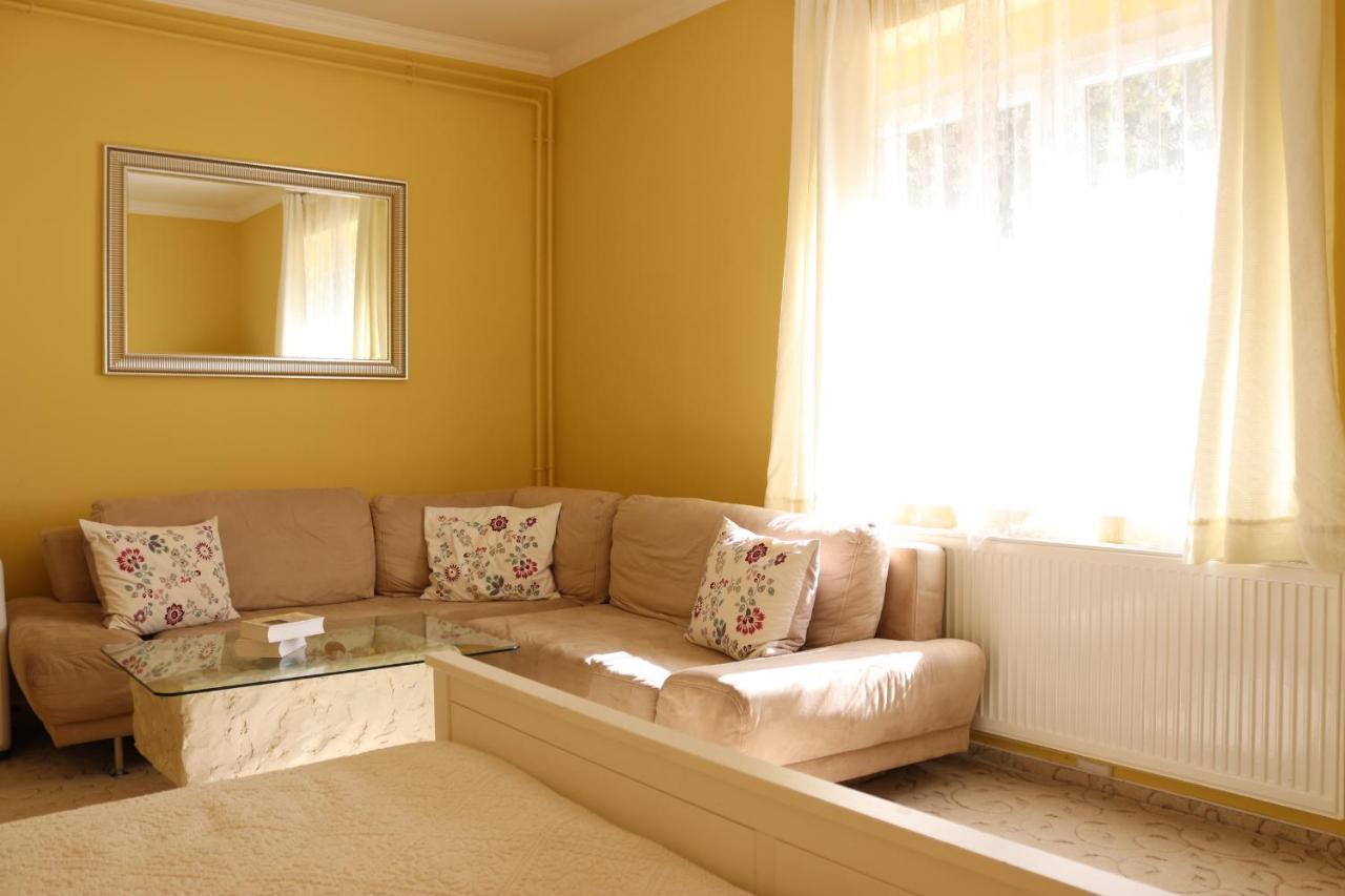 Grape&Wine Guesthouse Eger Zewnętrze zdjęcie